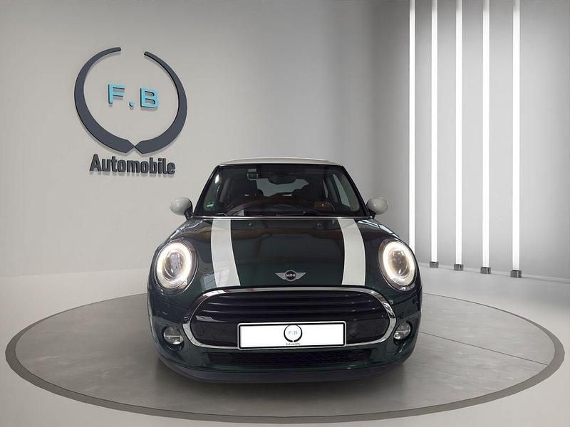 Usado Mini Cooper 136 HP (100 kW) 2017 Verde Citadino