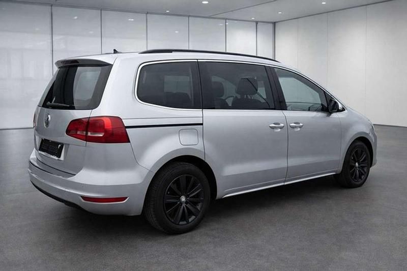 Gebraucht VW Sharan 140 PS (102 kW) 2015 Grau Van / Kleinbus