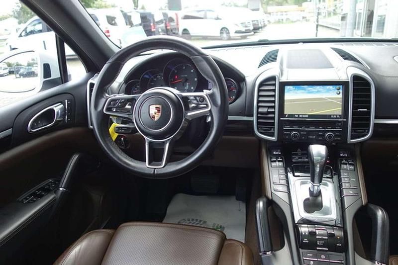 Usata Porsche Cayenne 262 CV (192 kW) 2016 Bianco SUV