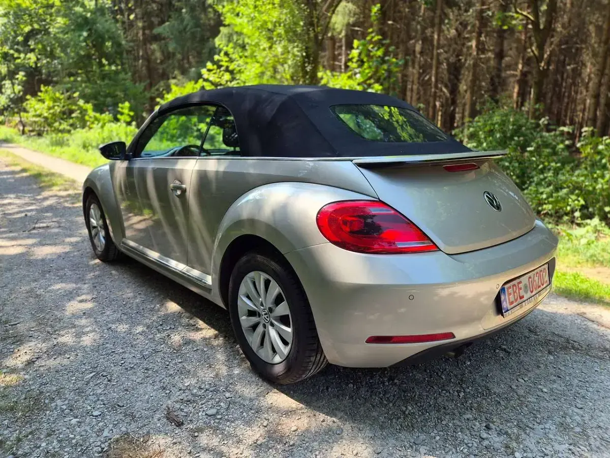 Gebraucht VW Beetle Design 105 PS (77 kW) 2013 Moon rock silver metallic Kleinwagen