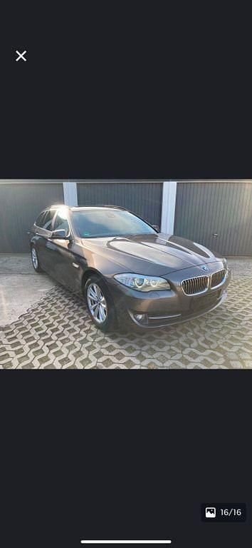 Braun Gebraucht 2011 BMW 520 Sport Line Kombi | 9.900 € (Guter Preis) - Bild 1/4