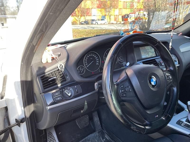 Gebraucht BMW X3 Sport Line 258 PS (189 kW) 2012 Weiß SUV