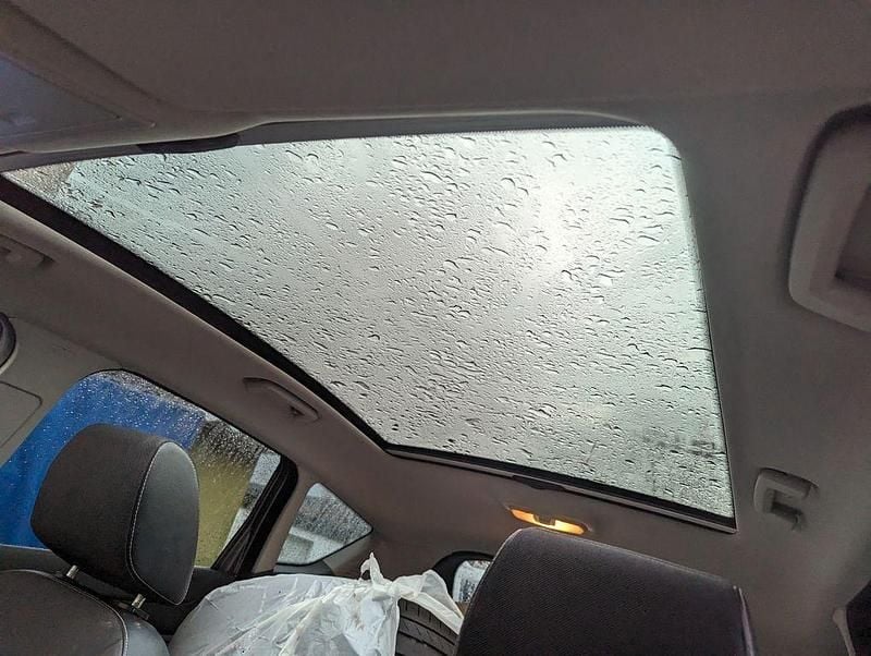 Gebraucht Ford Kuga Titanium 163 PS (119 kW) 2011 Beige SUV