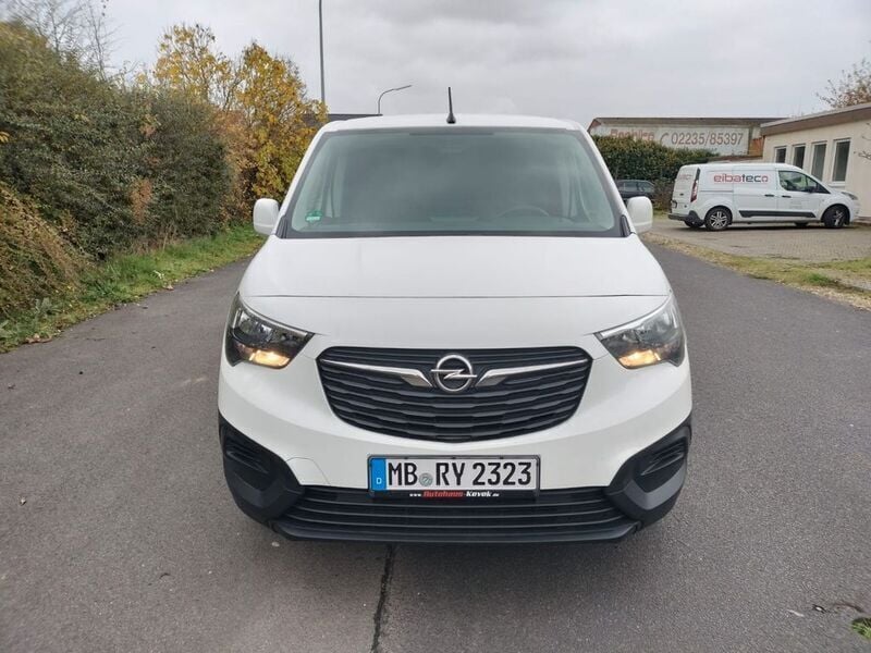 Gebraucht Opel Combo 102 PS (75 kW) 2019 Weiß Van / Kleinbus