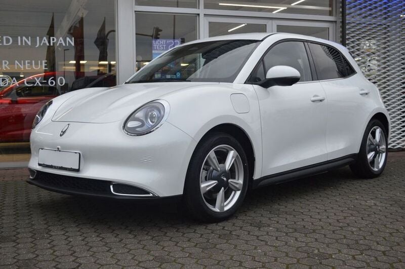 Weiß Gebraucht 2023 Ora Funky Cat 300 Pro Kleinwagen | 25.900 € (Teuer) - Bild 1/4