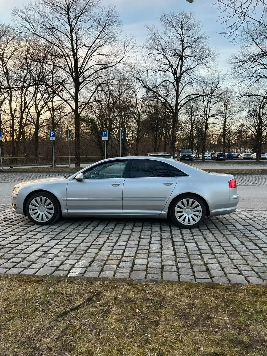 Gebraucht Audi A8 Sport 326 PS (239 kW) 2006 Silber Limousine