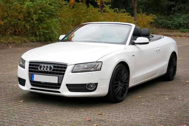 Weiß Gebraucht 2010 Audi A5 Cabriolet S-Line Cabrio | 8.950 € (Etwas zu teuer) - Bild 1/4