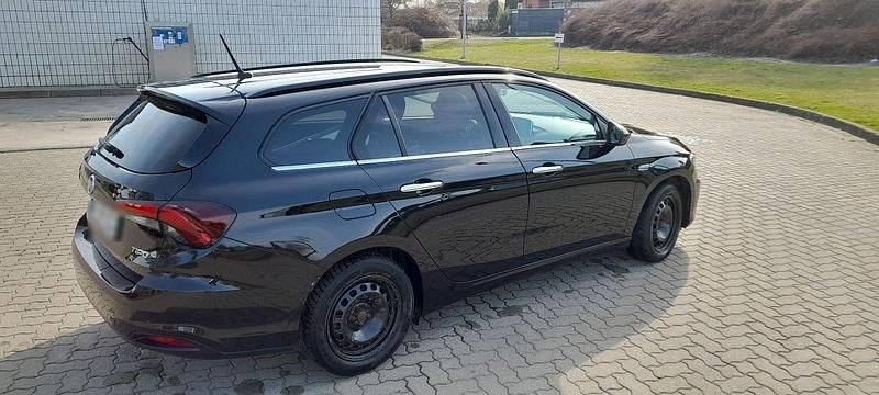 Gebraucht Fiat Tipo Lounge 120 PS (88 kW) 2018 Schwarz Kombi