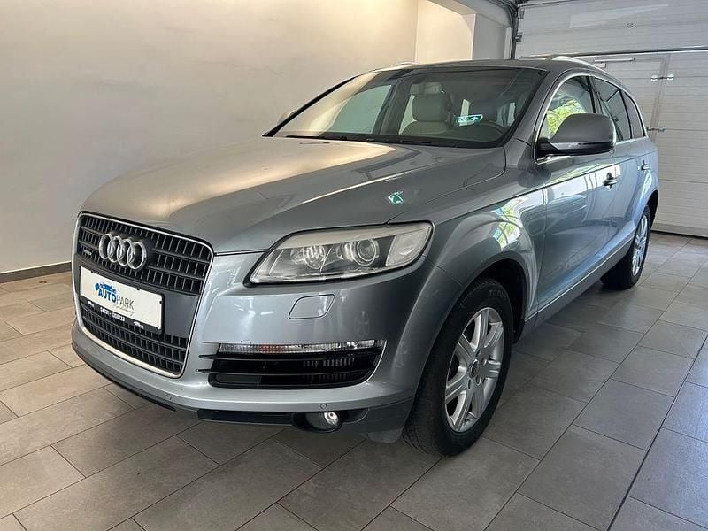Second-hand Audi Q7 Advanced 232 CP (170 kW) 2007 Gri SUV