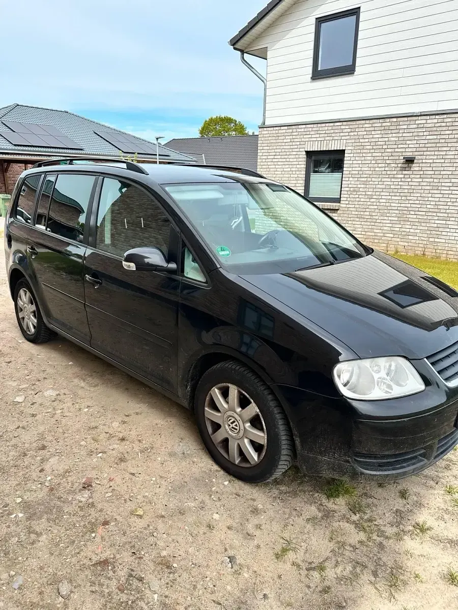 Gebraucht VW Touran 116 PS (85 kW) 2003 Schwarz Van / Kleinbus