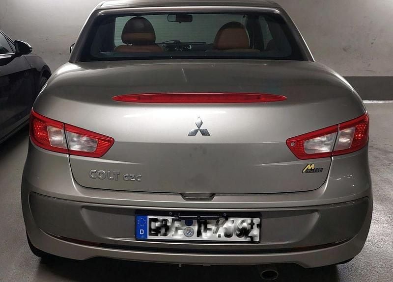 Gebraucht Mitsubishi Colt Invite 109 PS (80 kW) 2008 Silber Cabrio