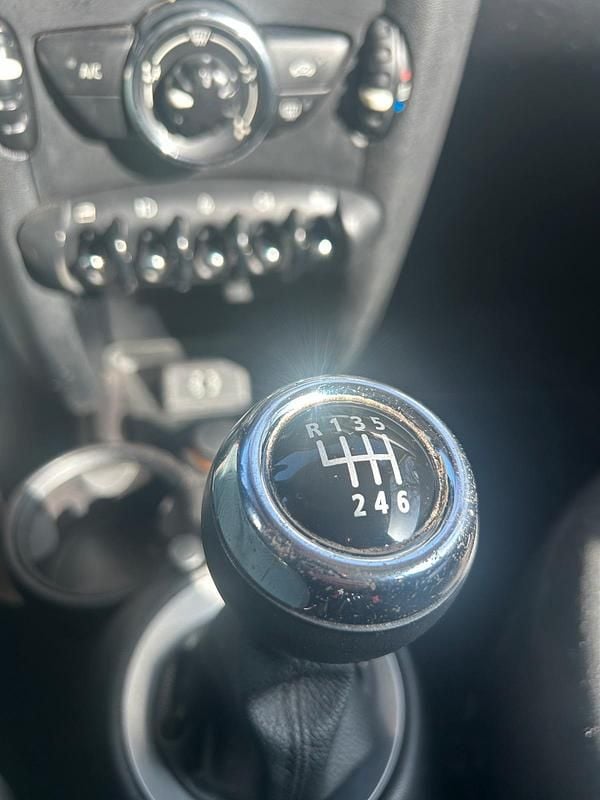 Usado Mini ONE Chili 75 HP (55 kW) 2012 Vermelho Citadino