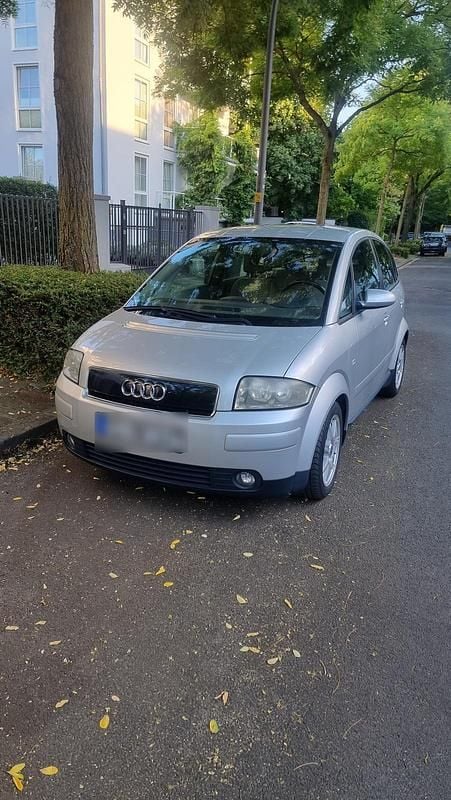 Silber Gebraucht 2001 Audi A2 Kleinwagen | 1.290 € (Superpreis) - Bild 1/4