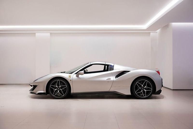 Gebraucht Ferrari 488 721 PS (530 kW) 2021 Grau