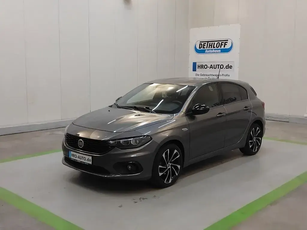 Gebraucht Fiat Tipo S 120 PS (88 kW) 2020 Grau Limousine