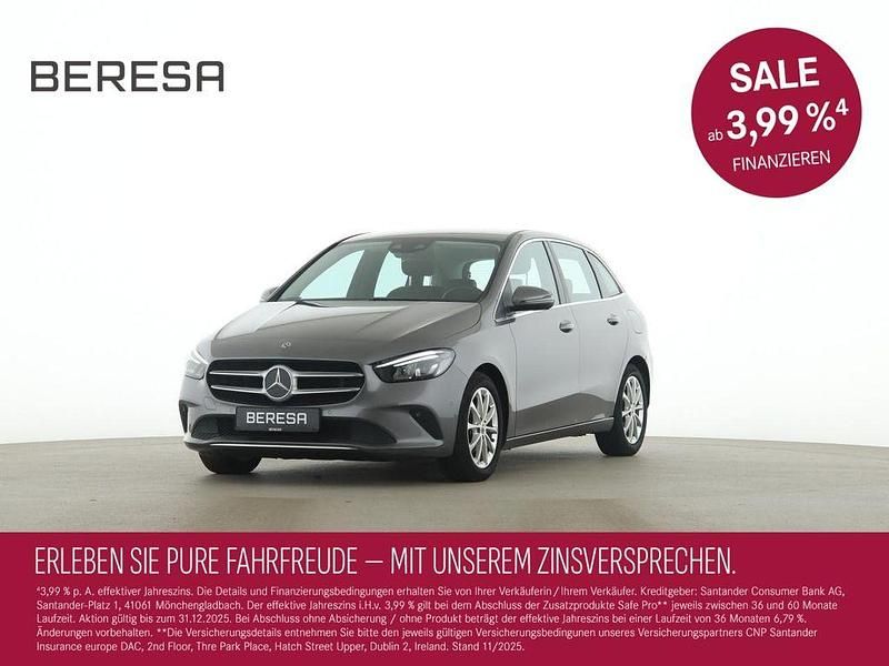 Grau Gebraucht 2019 Mercedes B180 Progressive Van / Kleinbus | 19.990 € (Guter Preis) - Bild 1/4