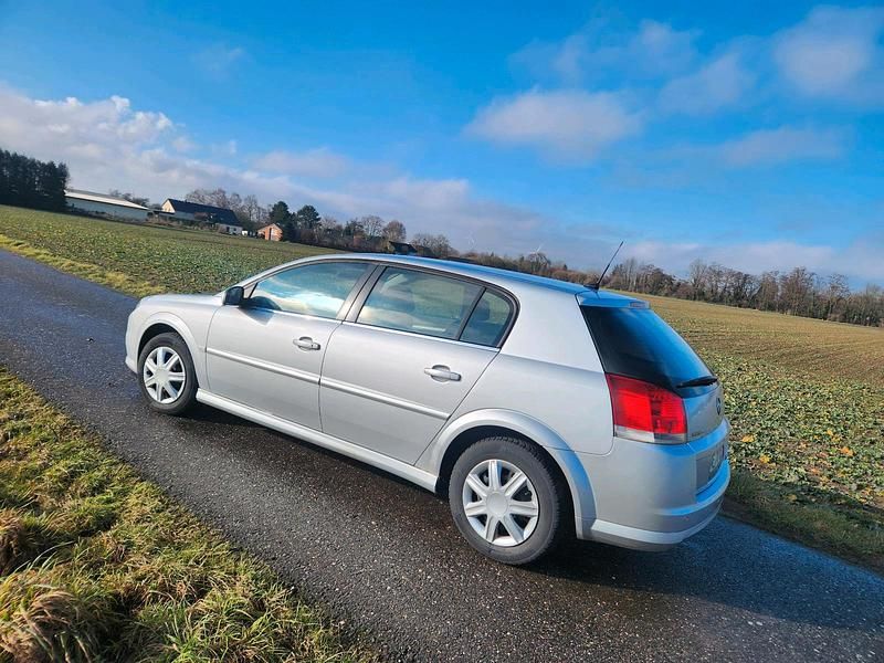 Gebraucht Opel Signum 155 PS (114 kW) 2006 Grau Kleinwagen