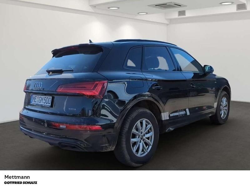 Gebraucht Audi Q5 S-Line 204 PS (150 kW) 2024 Mythosschwarz metallic SUV