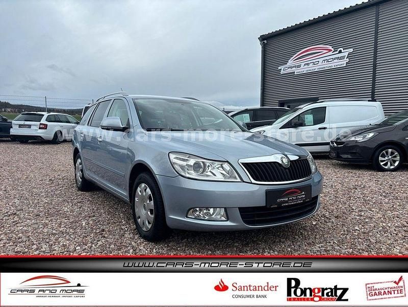 Gebraucht Skoda Octavia Ambiente 102 PS (75 kW) 2010 Blau Kombi
