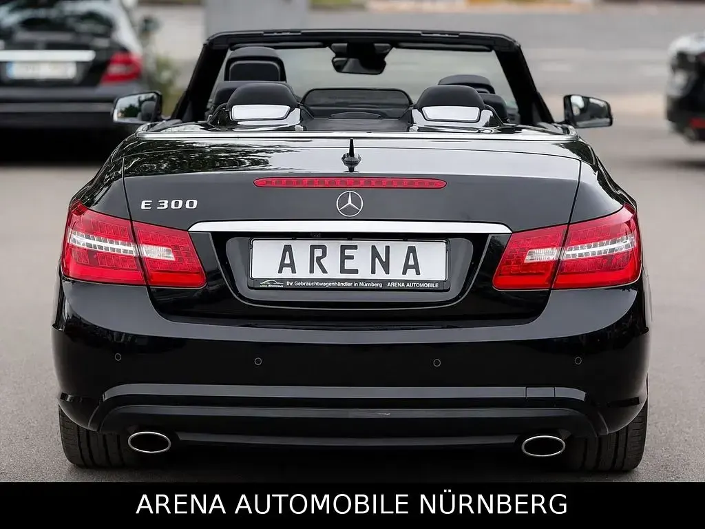Gebraucht Mercedes E300 AMG 252 PS (185 kW) 2011 Schwarz Cabrio