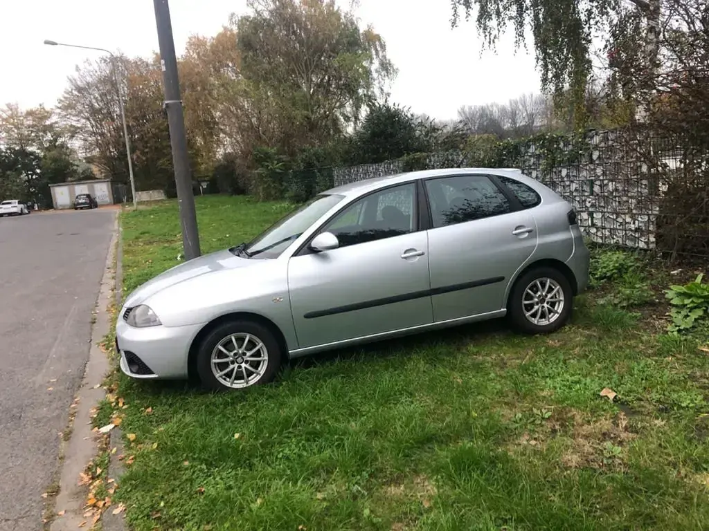 Second-hand Seat Ibiza Reference 101 CP (74 kW) 2006 Gri Hatchback
