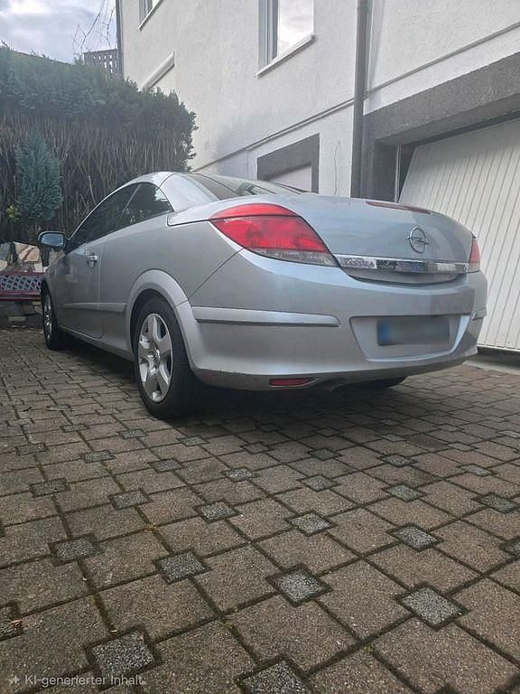 Gebraucht Opel Astra Cabriolet 140 PS (102 kW) 2008 Silber Cabrio
