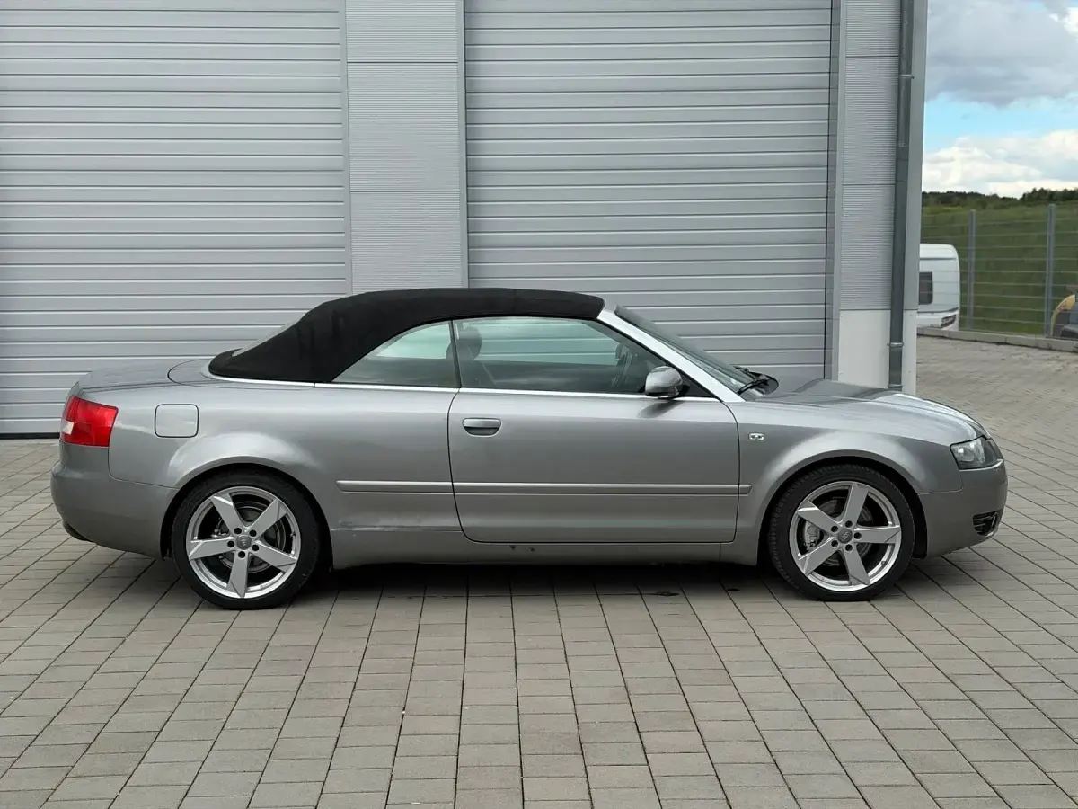 Occasion Audi A4 Cabriolet 163 ch (119 kW) 2003 Gris Cabriolet