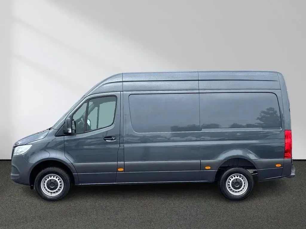 Occasion Mercedes Sprinter 170 ch (125 kW) 2024 Gris Van