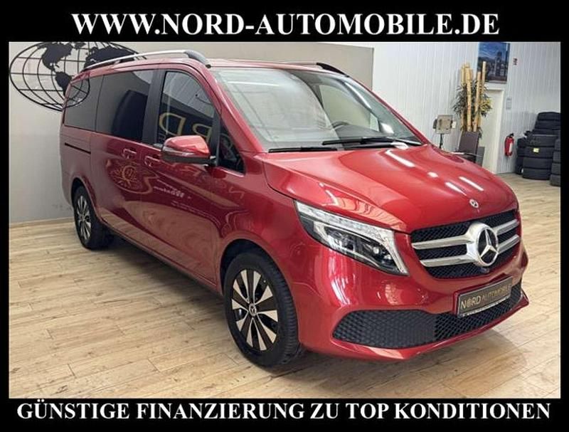 Gebraucht Mercedes V300 237 PS (174 kW) 2022 Rot Van / Kleinbus