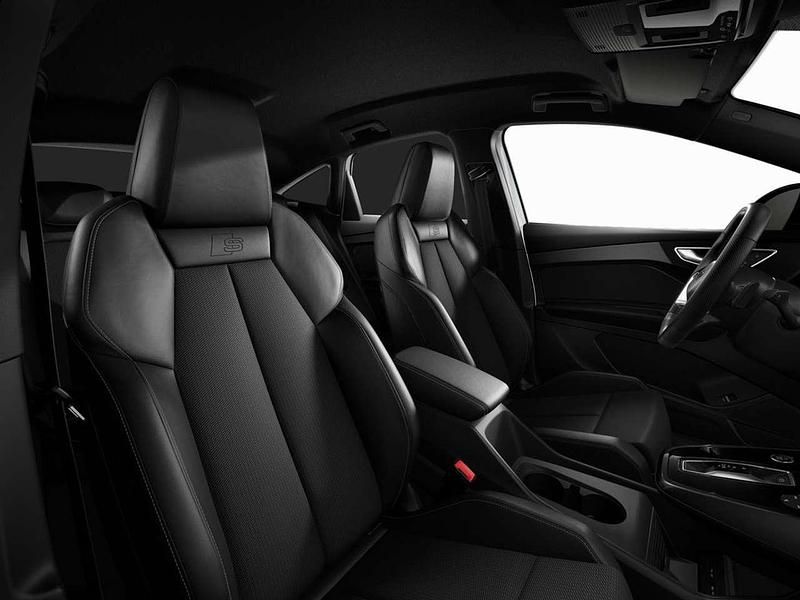 Gebraucht Audi Q4 e-tron 210 kW (286 PS) 2025 Gletscherweiss SUV