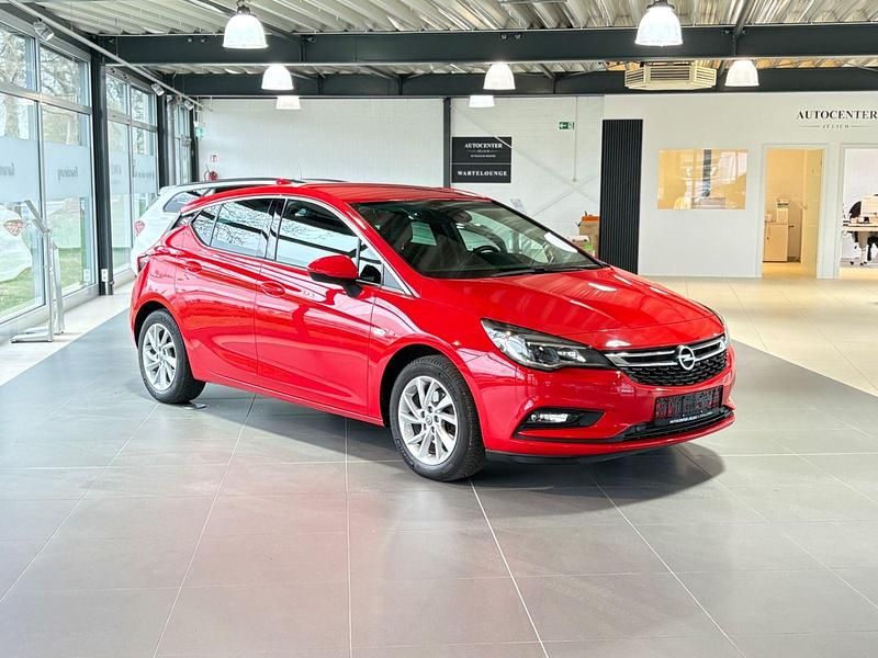 Gebraucht Opel Astra Innovation 150 PS (110 kW) 2016 Rot Limousine