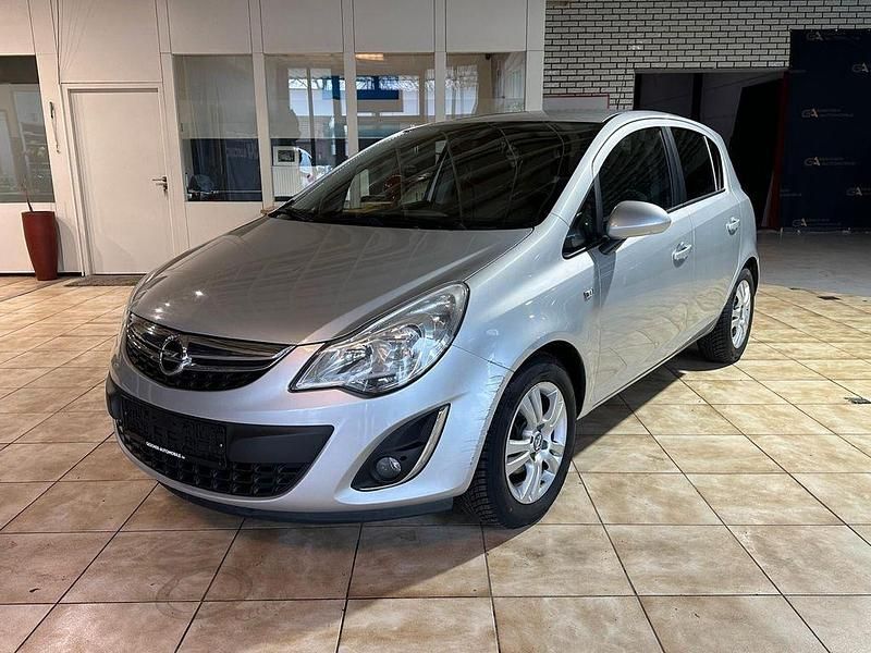 Gebraucht Opel Corsa Active 75 PS (55 kW) 2013 Silber Kleinwagen