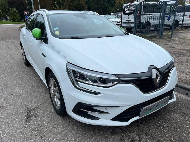 Weiß Gebraucht 2021 Renault Mégane IV Limousine | 7.000 € - Bild 1/4