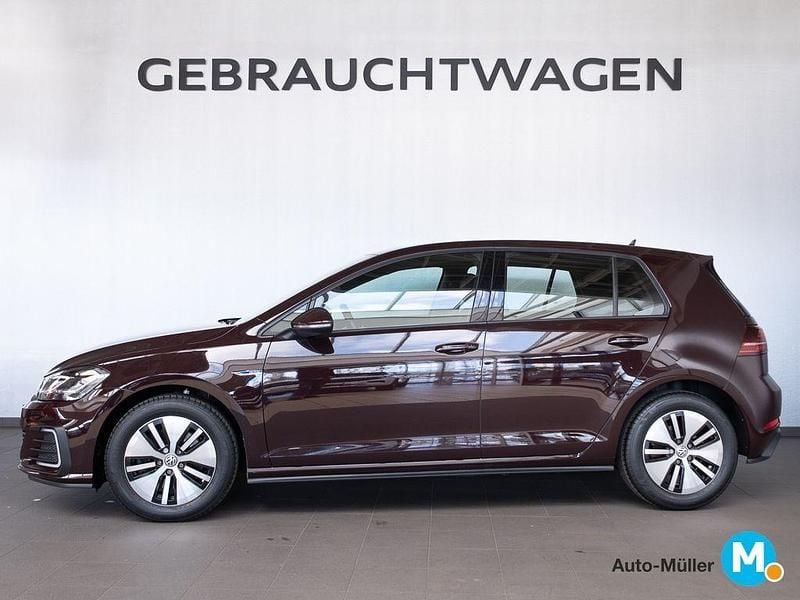 Gebraucht VW Golf VII GTE 204 PS (150 kW) 2017 Black rubin Limousine