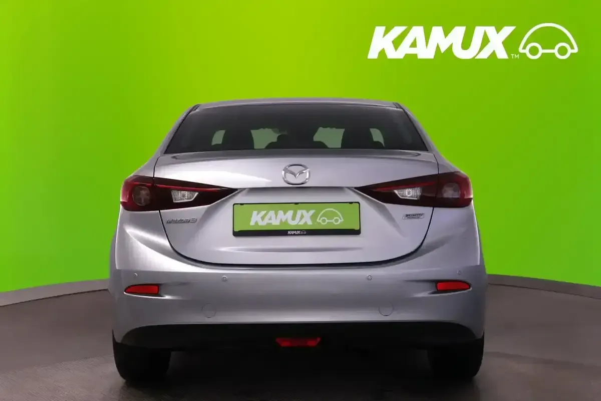 Gebraucht Mazda 3 120 PS (88 kW) 2019 Silber / grau Limousine