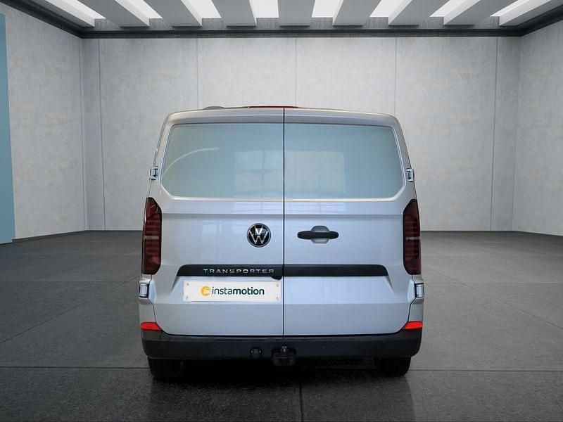 Neu VW T7 150 PS (110 kW) 2025 Grau Van