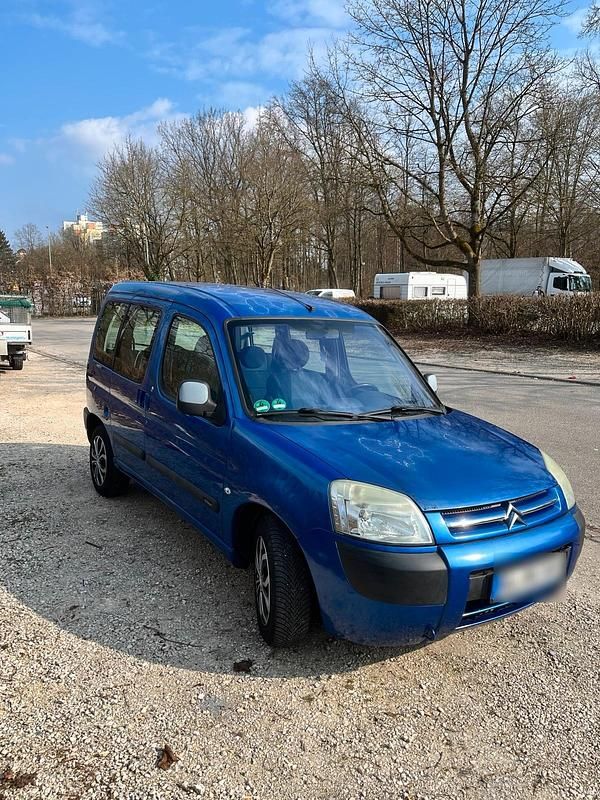 Gebraucht Citroën Berlingo 75 PS (55 kW) 2004 Blau Van / Kleinbus