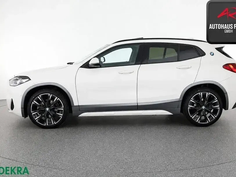 Gebraucht BMW X2 M Sport 231 PS (169 kW) 2022 Alpinweiss SUV