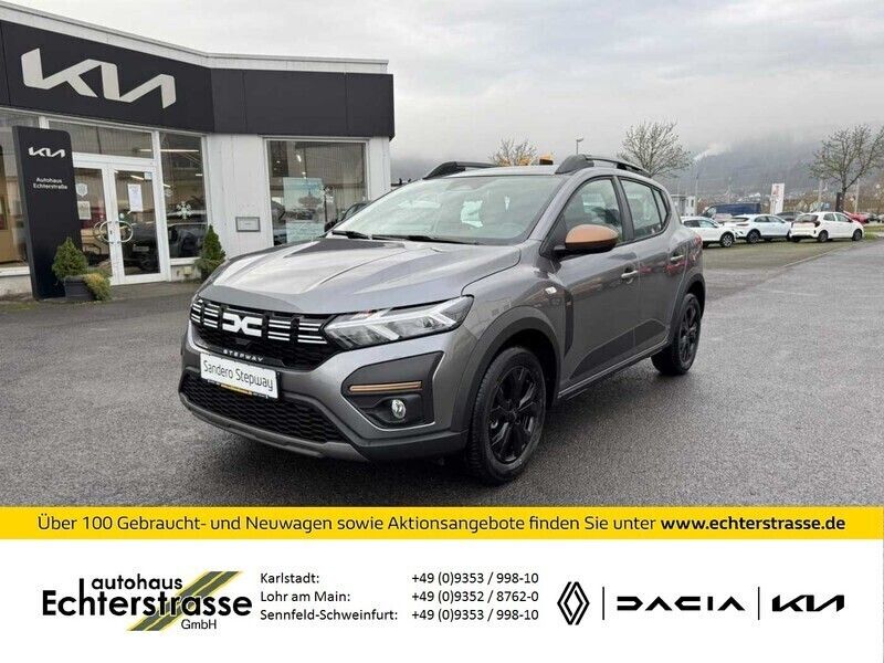 Othercolor Gebraucht 2022 Dacia Sandero Extreme Kleinwagen | 20.889 € (Teuer) - Bild 1/4