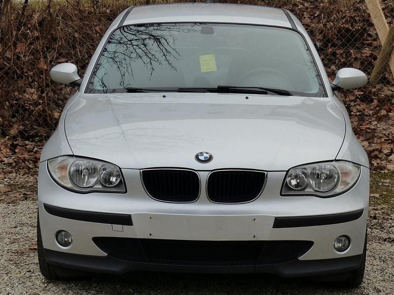 Gebraucht BMW 116 116 PS (85 kW) 2004 Silber Kleinwagen