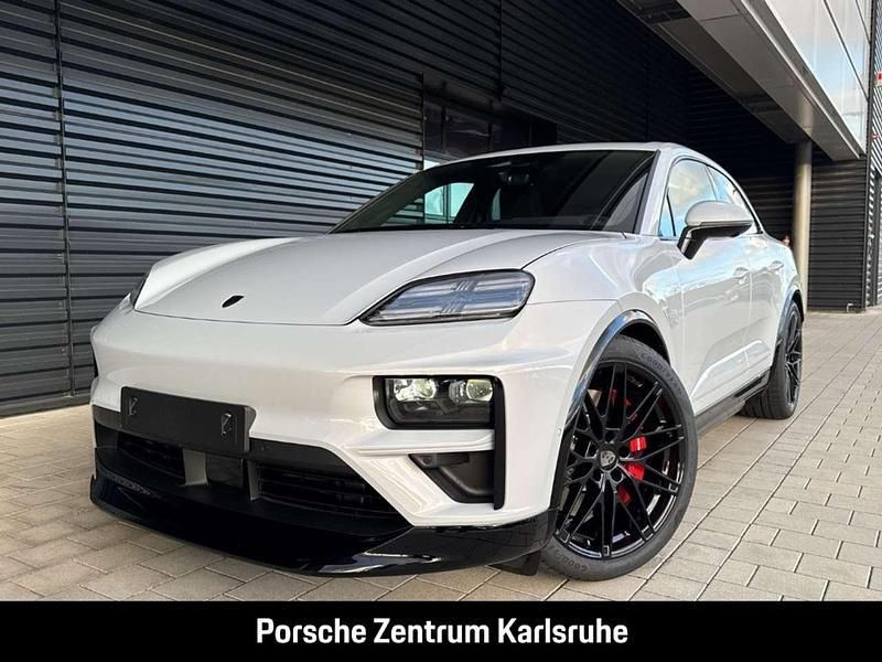 Eisgraumetallic Gebraucht 2025 Porsche Macan Turbo Sport SUV | 119.189 € (Guter Preis) - Bild 1/4