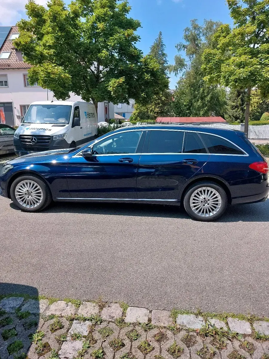 Gebraucht Mercedes C250 204 PS (150 kW) 2018 Blau Limousine