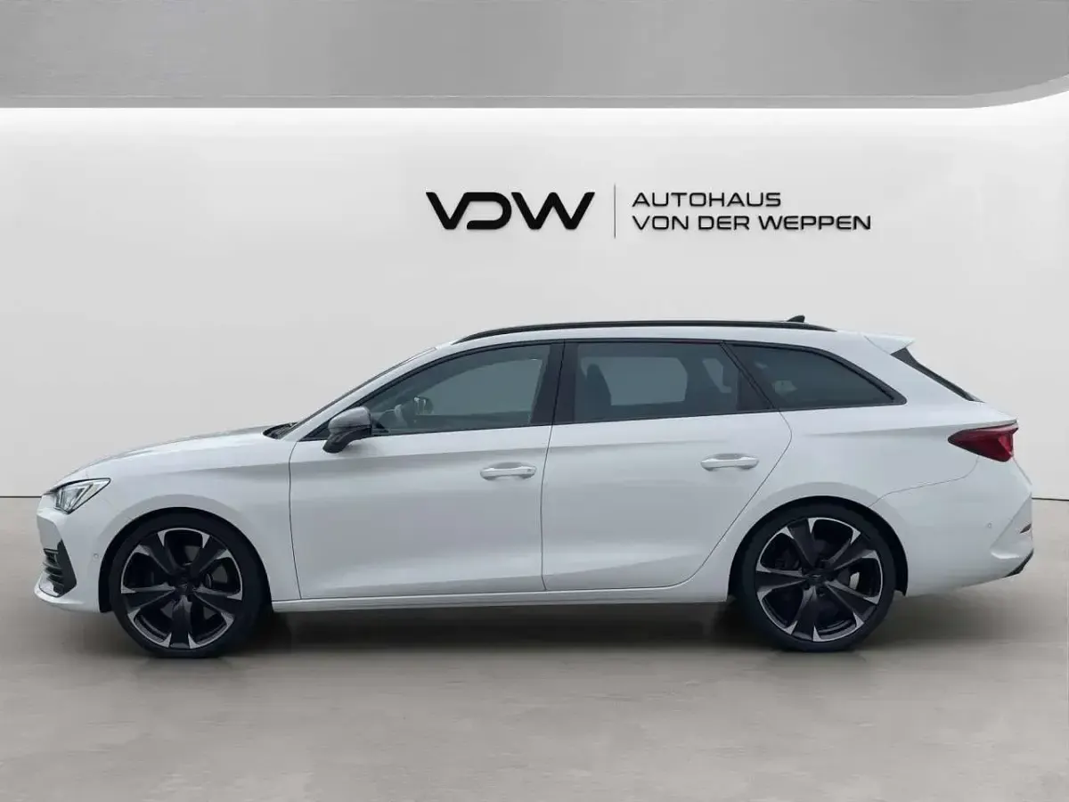 Gebraucht Cupra Leon VZ 245 PS (180 kW) 2024 Candy weiß Kombi