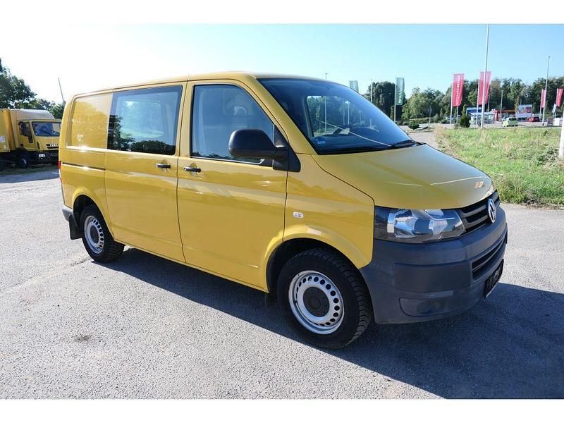 Usata VW Transporter 84 CV (61 kW) 2011 Giallo Furgone