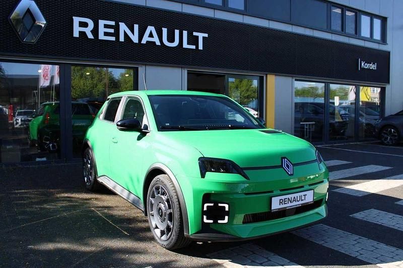 Pop green! Neu 2025 Renault R5 Evolution Kleinwagen | 26.900 € (Fairer Preis) - Bild 1/4
