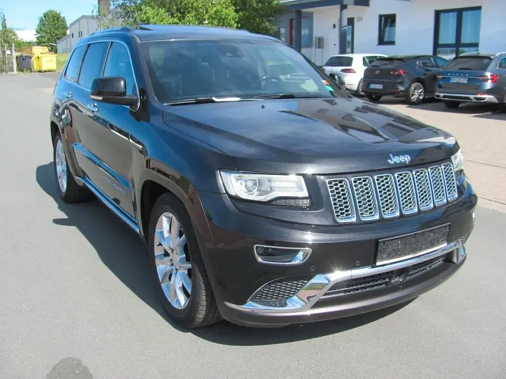 Gebraucht Jeep Grand Cherokee Summit 250 PS (183 kW) 2016 Schwarz SUV