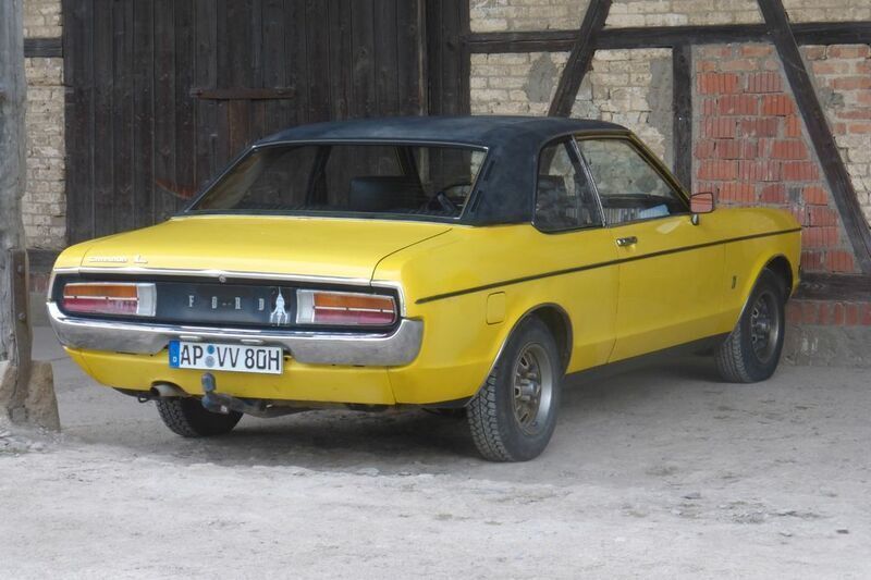 Gelb Gebraucht 1977 Ford Granada Limousine | 10.000 € - Bild 1/4