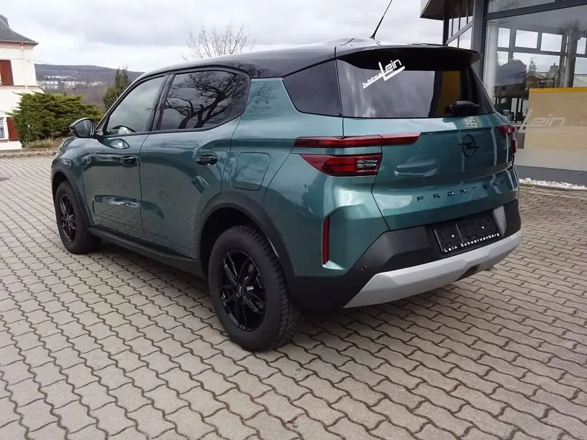 Gebraucht Opel Frontera 136 PS (100 kW) 2025 Khaki grün SUV