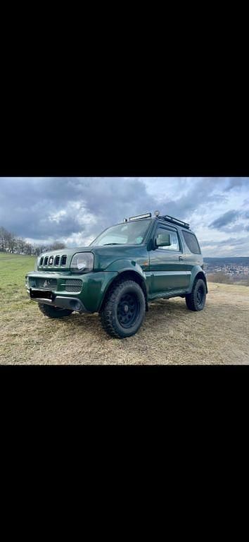 Gebraucht Suzuki Jimny 86 PS (63 kW) 2012 Grün SUV
