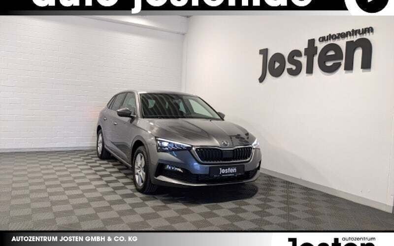 Grau Gebraucht 2023 Skoda Scala Style Kleinwagen | 21.490 € (Guter Preis) - Bild 1/4